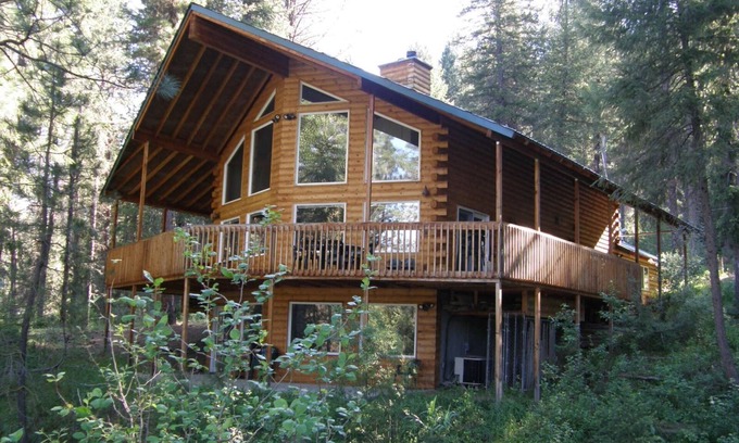 Garden Valley Cabin | Fabulous Mountain Chalet on the River with All the Amenities you Desire!