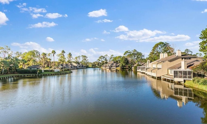 Sawgrass Condo | Fabulous newly renovated 2/2.5 Fisherman's Cove Townhouse