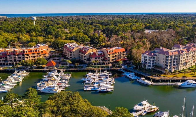 Shelter Cove Condo | Fabulous Water & Shelter Cove Harbour Views