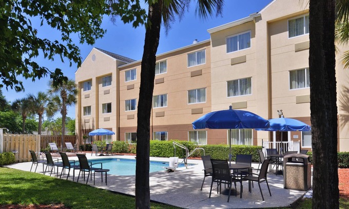 Orange Park Hotel | Fairfield Inn by Marriott Jacksonville Orange Park
