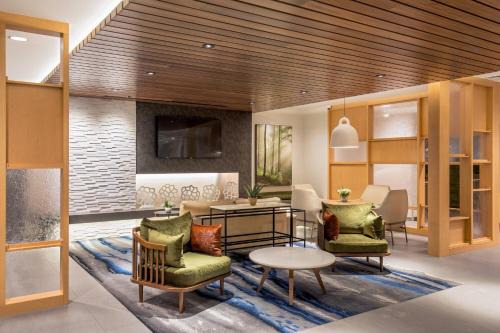 Walpole Hotel | Fairfield Inn & Suites by Marriott Boston Walpole
