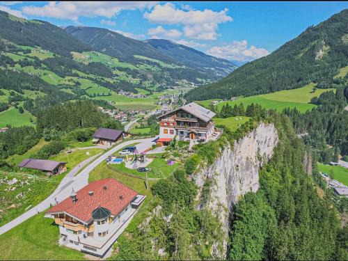 Wald im Pinzgau Ski Chalet | Falkenstein