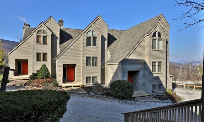 Central Vermont- Killington House | Fall Line Condos by Killington VR - 1 Bedrooms