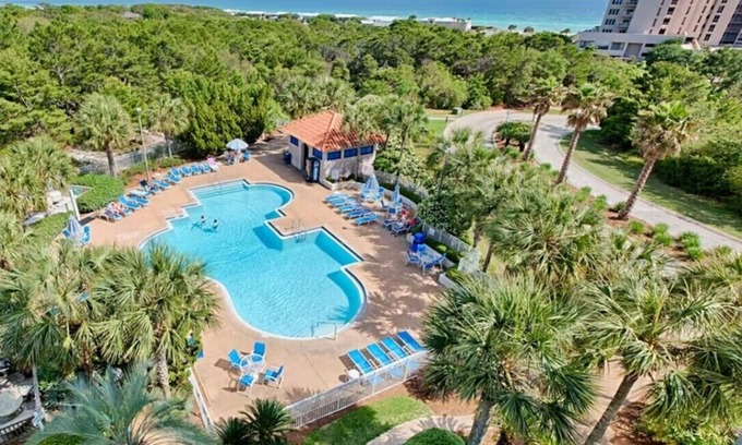 Four Mile Village Condo | FALL RATES, MAKE US AN OFFER 3BR/3BA Tops'l Resort, Stunning Views
