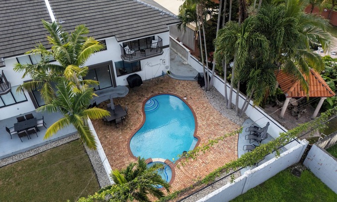 Olympia Heights House | Fall Sale! Private Pool, Grill, Near Coral Gables & MIA Airport