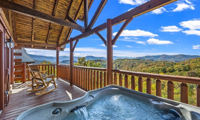 Gatlinburg - Pigeon Forge Cabin | Fall Specials - Amazing Mountain Views - Family and Pet Friendly!