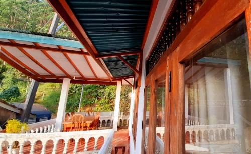Hatton Hotel | Fallside Rest