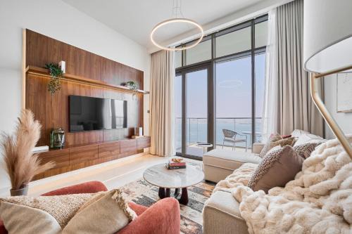 Dubai Maritime City Apartment | FAM Living 1BR Sea View Escape at ANWA Dubai Maritime City