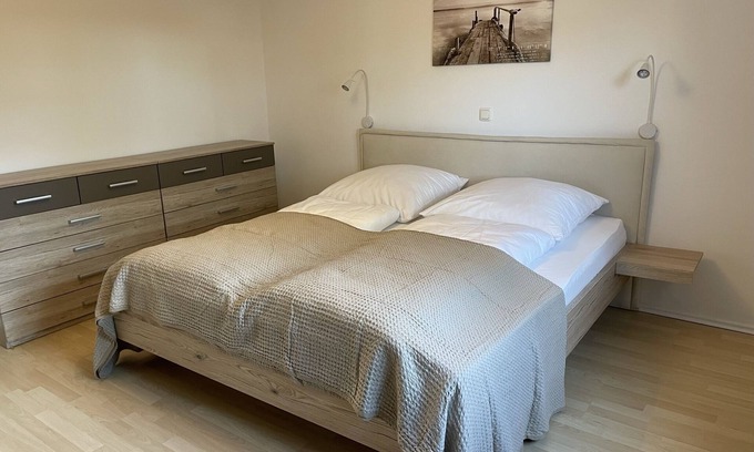 Bernau am Chiemsee Apartment | Familienfreundliche Wohnung mit Süd-terrasse u. Bergblick