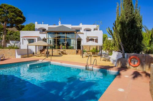 Agua Amarga Hotel | Family Agua Amarga