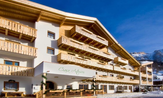 San Cassiano Apartment | Family and Wellness Residence Ciasa Antersies