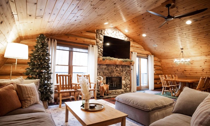 Petoskey House | Family Cabin - Indoor Hot Tub, Rec Room, Rock Wall, Indoor Swingset, Arcade