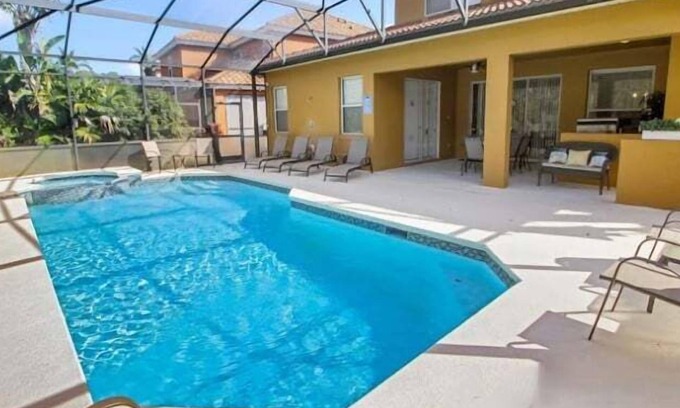 Watersong House | Family Escape | 5BR Villa w/Pool, Spa & Game Room – Disney 20 Mins
