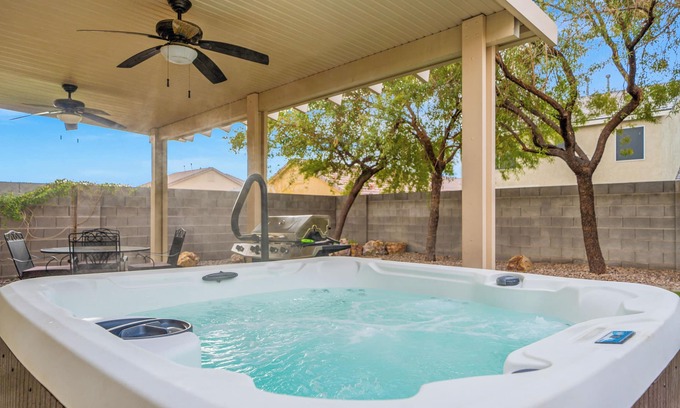 Centennial Hills House | Family Friendly House in Centennial Hills