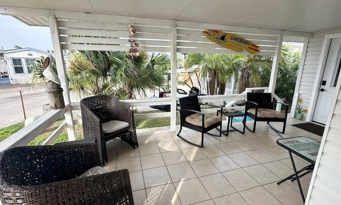Port Isabel House | Family-Friendly Resort Cottage with Private Patio