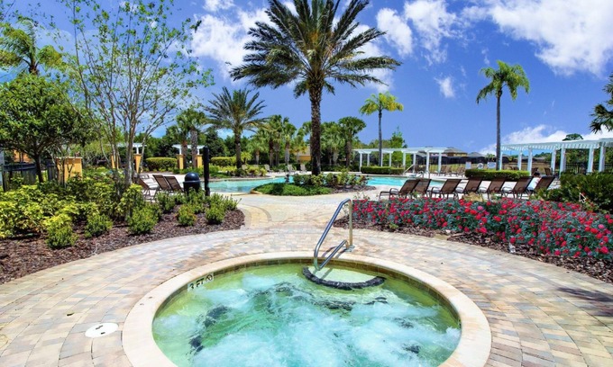 Watersong House | Family-Friendly Resort Home w/Private Pool Spa, Game Room, WiFi & AC - Dogs OK