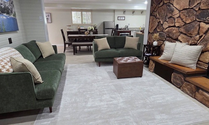 Layton Apartment | Family-Friendly Retreat in Layton - New remodel, sleeps 6, Backyard Oasis