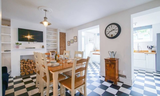 Dartmouth House | Family-friendly Townhouse with Views & Garden