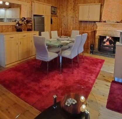 Dimitsana House | family home