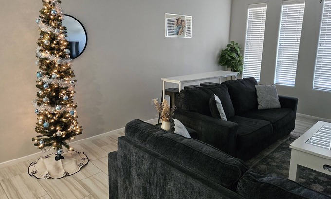 Las Cruces House | Family home - Many amenities - Beautiful views!