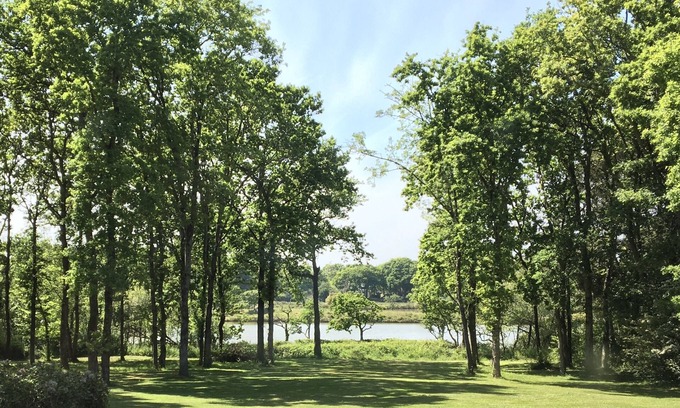 Mesquer House | Family home with marsh views Quimiac