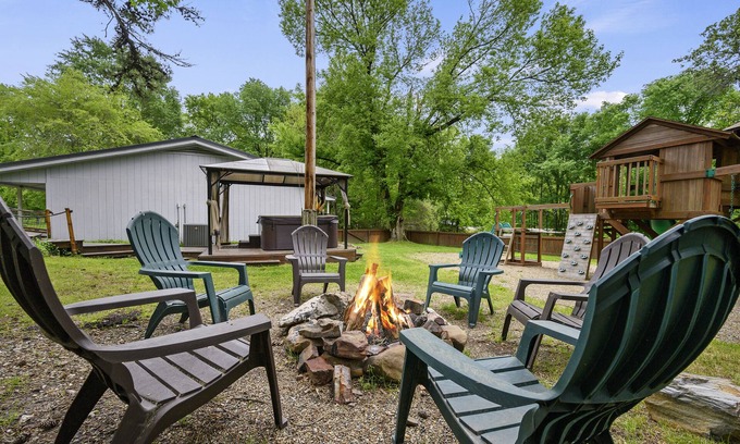 Broken Bow House | Family Retreat, outdoor oasis, game room