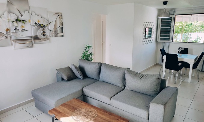Le Gosier House | Family villa 3 minutes' walk from the beach.