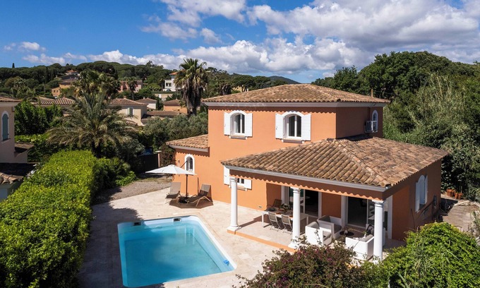 Plage de la Garonnette House | Family villa with pool in Sainte-Maxime