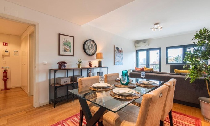 Olivais Apartment | Fancy Apartment W/Metro at Doorstep by LovelyStay