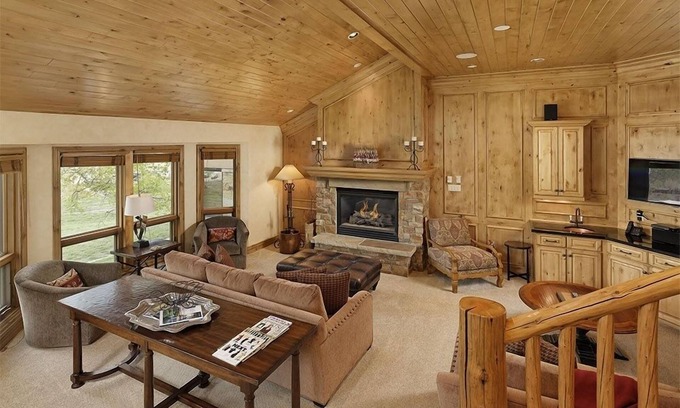 Snowmass Village House | Fanny Hill Mountain Townhome Near Village Mall by The Woodrun V Townhouses by RedAwning