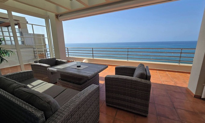 Rincon de la Victoria Apartment | Fantastic penthouse directly at the beachfront