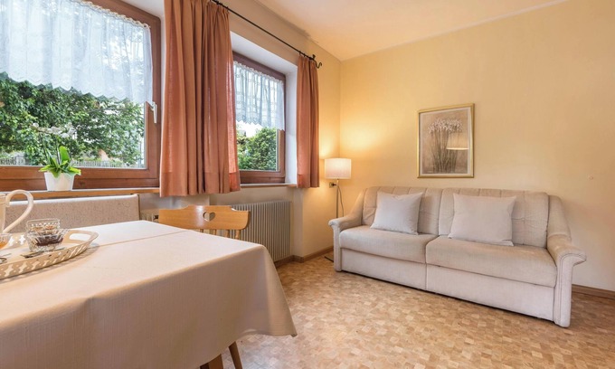 Fie allo Sciliar Apartment | Fantastic Apartment “2 Vikoler” with Mountain View, Wi-Fi & Garden
