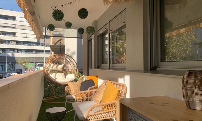 Terrassa Apartment | FANTASTIC APT. TERRASSA (Barcelona) + POOL, 25 minutes from Barcelona, 6 pers.