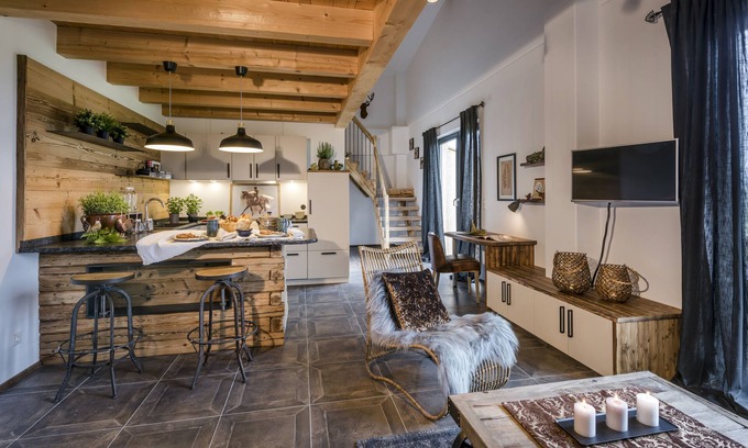 Hart Apartment | Fantastic "Hochgern" vacation apartment on the Fasanenhöhe horse farm