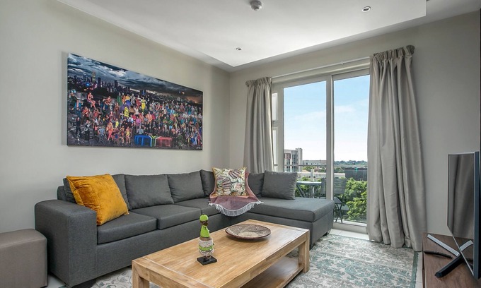 Greater Johannesburg Metropolitan Area Apartment | Fantastic Stylish Apartment Rosebank