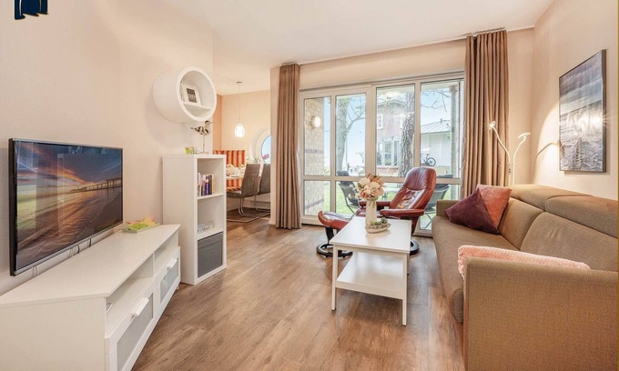 Koserow Apartment | Fantastic vacation apartment in Koserow directly on the Baltic Sea beach with sea view