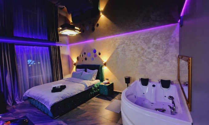 Lupeni Apartment | Fantasy Room