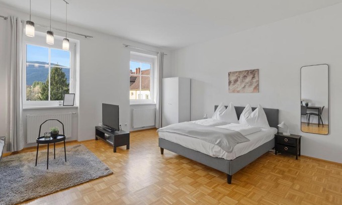 Krieglach Apartment | FarawayHomes Studio Krieglach #10