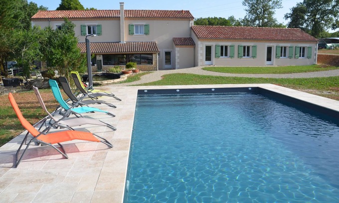 Gabillou Cottage | Farm cottage with swimming pool