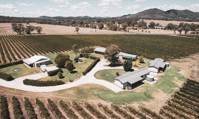 Budgee Budgee Cottage | Farmers Quarters