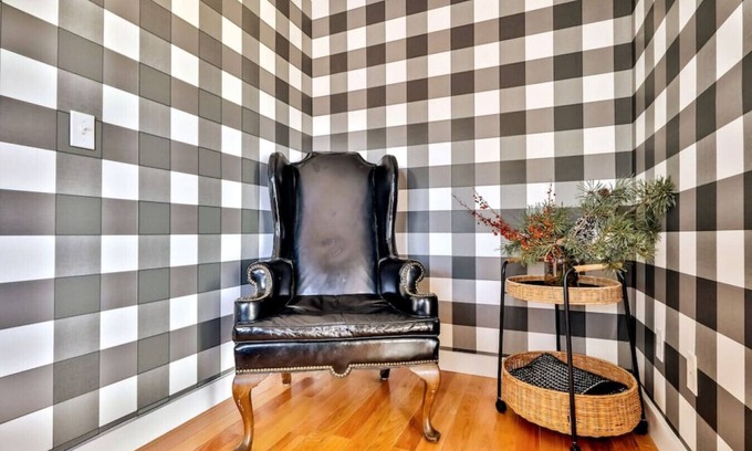 Durham House | Farmhouse at Larosa Lane · 10 Min to Skiing | Catskill Views | Fire Pit
