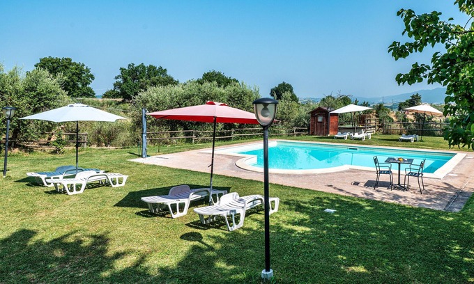 Giano dell'Umbria Other | Farmhouse 'Casale Storico XVII Sec - Girasole' with Mountain View, Shared Pool and Wi-Fi