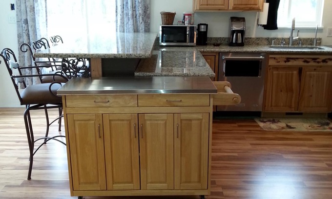 Thorpe Westwood Other | Farmhouse Golf Ski, Private 420 friendly, Handicapable, Wheelchair accessable.
