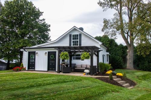 Winesburg House | Farmhouse of Blessings