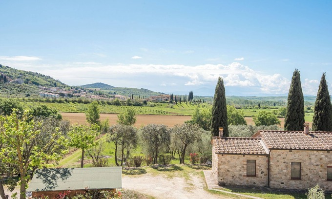 Serre di Rapolano Other | Farmhouse 'Podere Del Pereto Bio- 201' with Shared Pool, Private Terrace and Wi-Fi