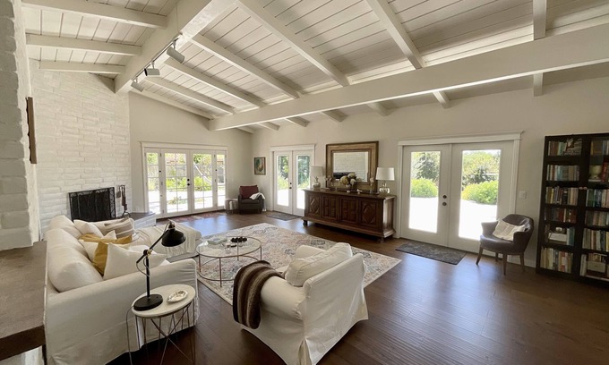 Fallbrook House | Farmhouse Retreat