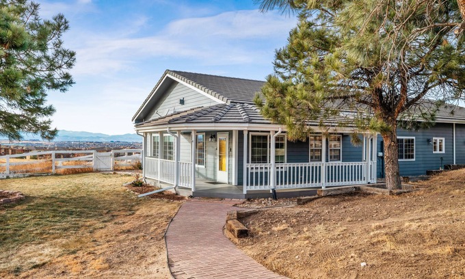 Parker Other | FARMHOUSE W/MOUNTAIN VIEWS!