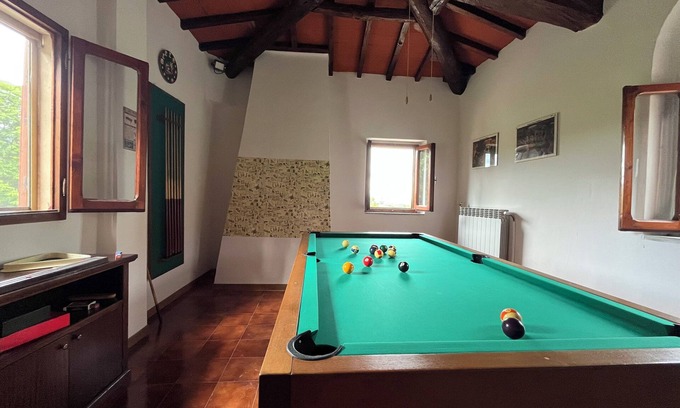 Neri House | Farmhouse with fireplace, billiards,table tennis near the Chianti hills,