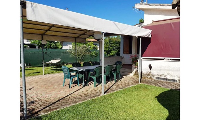 Fondi Villa | 'FAUSTY' - Villa 4/6 posti a 300 mt dal mare