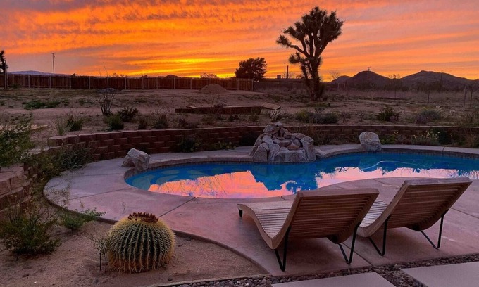 Yucca Valley House | Featured in VOGUE, Sight Unseen, and Architectural Digest Russia, Hip Modern | Pool | Sleeps 10